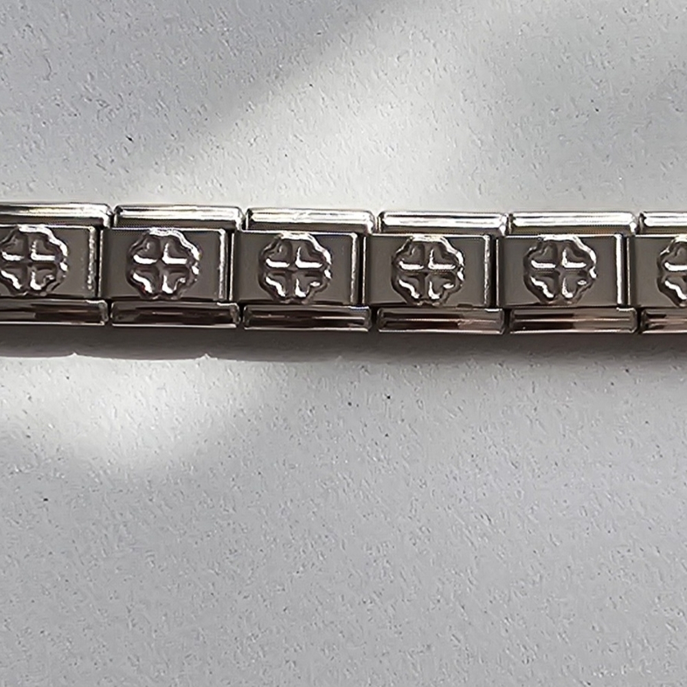 Elegant Silver Women's Bracelet
